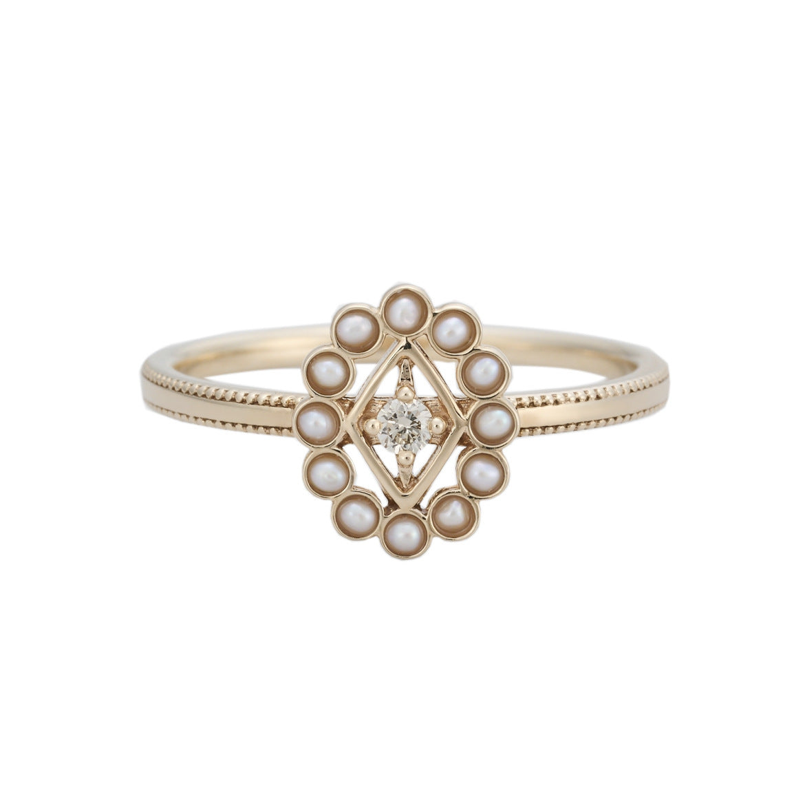 Fashion Commuting Pearl Ring