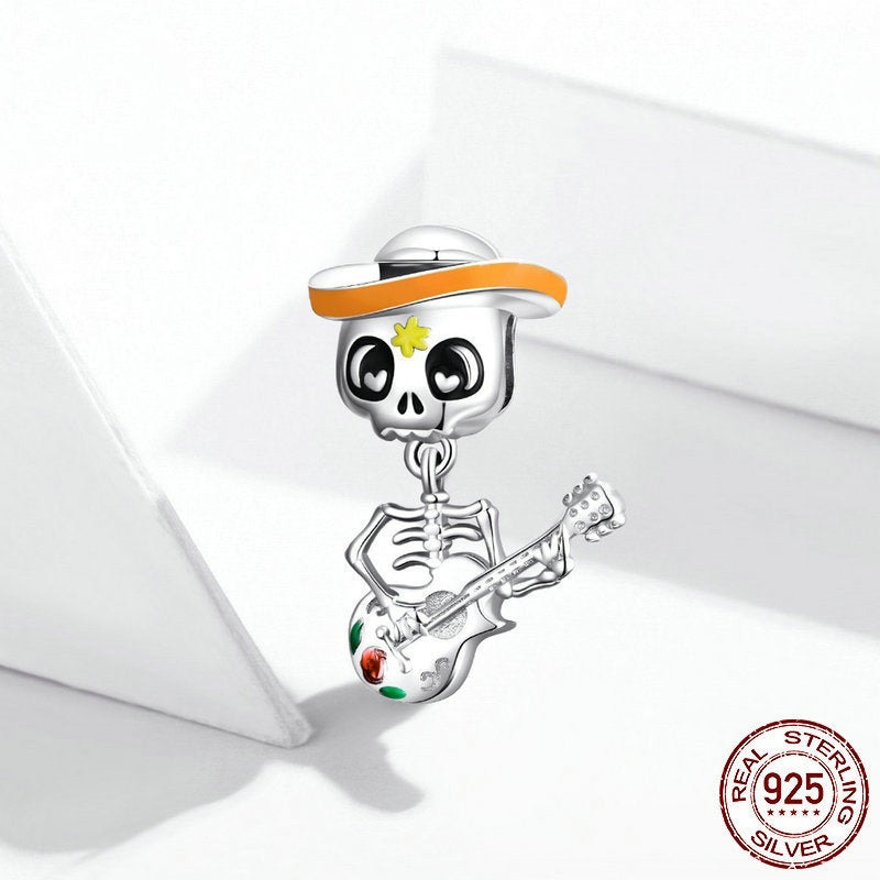Charm Miguel Guitarrista (Halloween) ✨ Plata de Ley s925